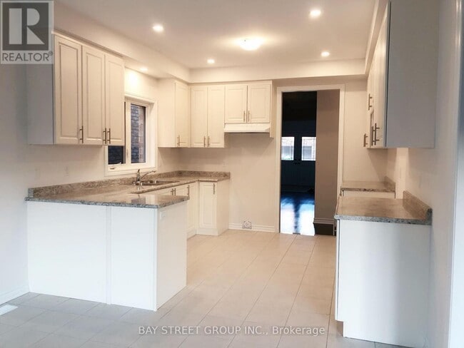 Photo du bâtiment - 27 Palace St