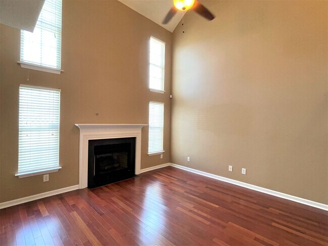 Foto del edificio - 1160 Parsons Pl