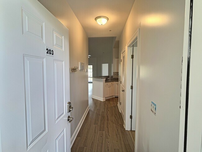 Foto del edificio - 4933 Crab Pond Ct