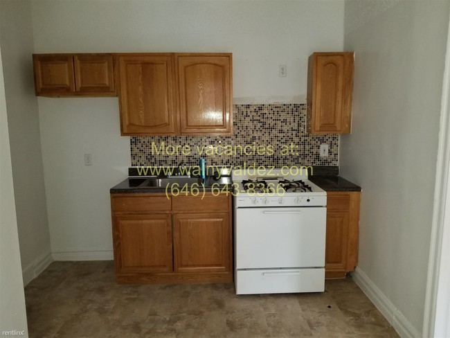 Building Photo - 1 br, 1 bath  - 2146 Barnes Ave
