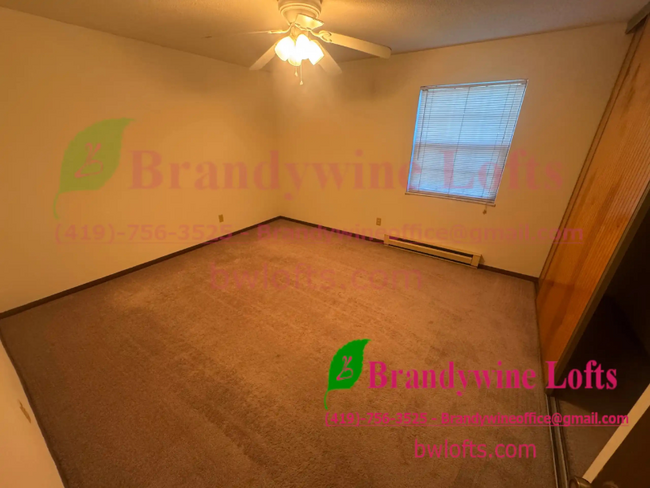 Building Photo - 587 Bailey Dr