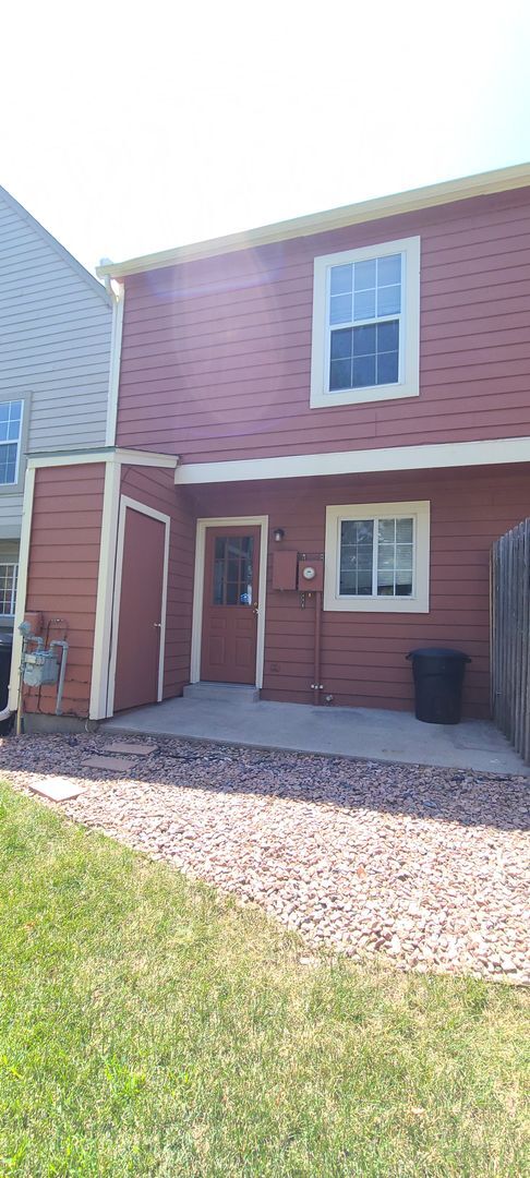 Foto del edificio - 2 Bedroom Townhome