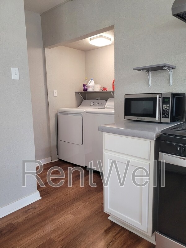 Foto del edificio - 2602 Amherst St