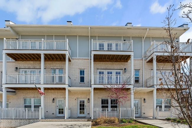 Photo - 6719 Charlotte Pike Townhome