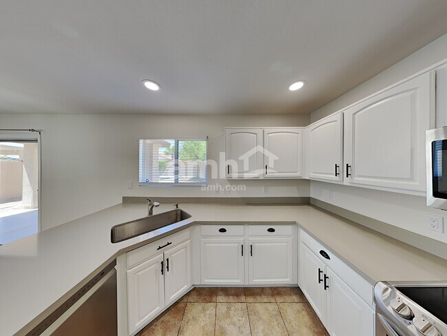 Foto del edificio - 31352 N Shale Dr