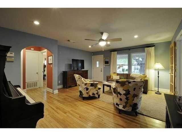 Foto del edificio - 1404 Karen Ave