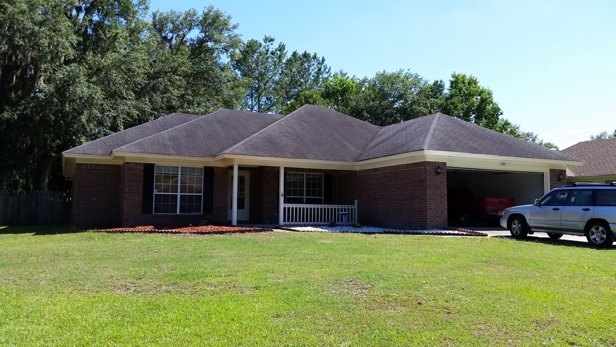 1125 Montclair Dr, Hinesville, GA 31313 House Rental in Hinesville