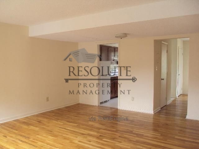 Photo - 400 Davie Road Townhome