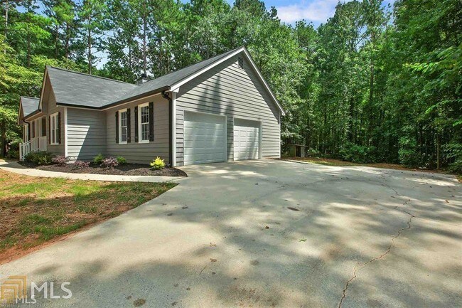 Building Photo - 94 Pilgrim Way