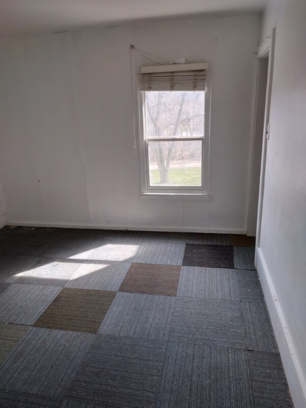 Foto del edificio - 6220 Brooklyn Rd