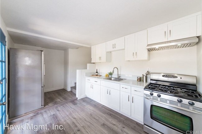 Building Photo - 1 br, 1 bath Apartment - 2414 N. Alvarado St.