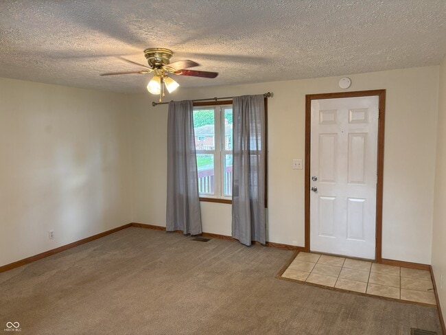 Building Photo - 6202 Vigo Dr