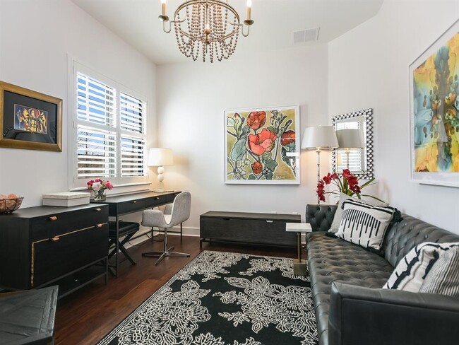 Foto del edificio - 8200 Southwest Pkwy