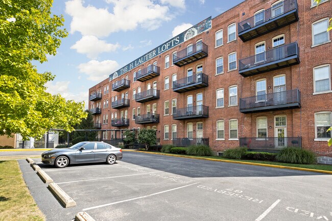 Foto del edificio - 55 S Harding St