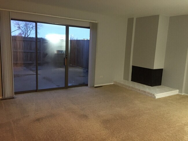 Foto del edificio - 1933 Songsparrow Ct