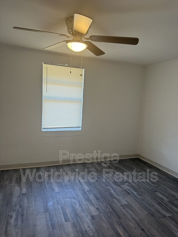 Foto del edificio - 106 Moore St