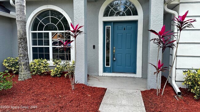 Building Photo - 925 Osprey Ln