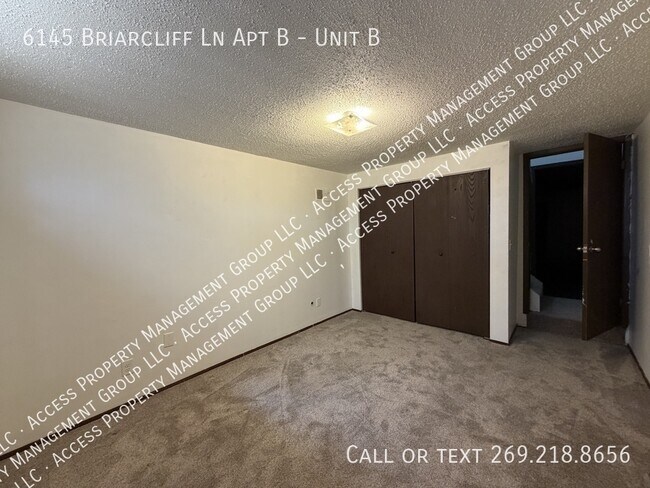 Foto del edificio - 6145 Briarcliff Ln