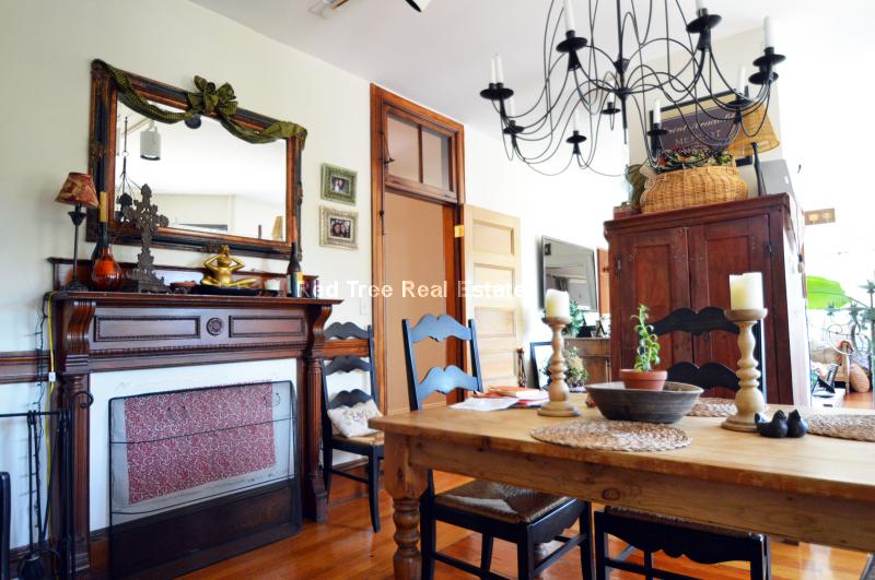 Primary Photo - 70 Perry St