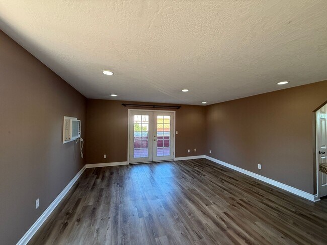 Foto del edificio - Updated 2-Bedroom Condo West Richland