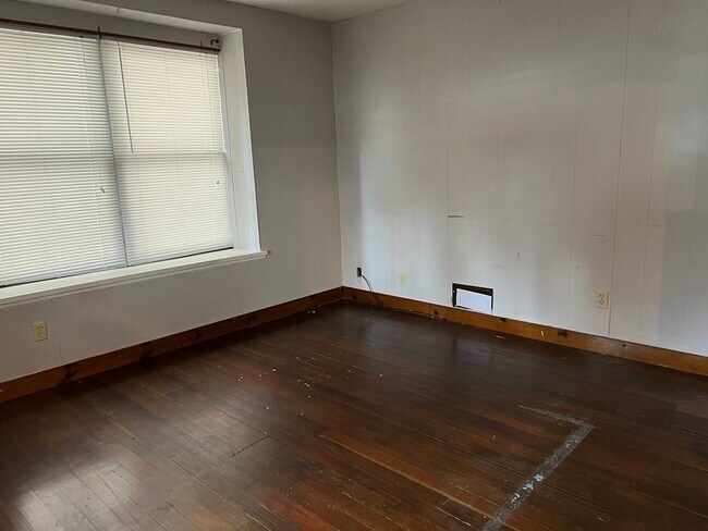 Building Photo - 157 East St