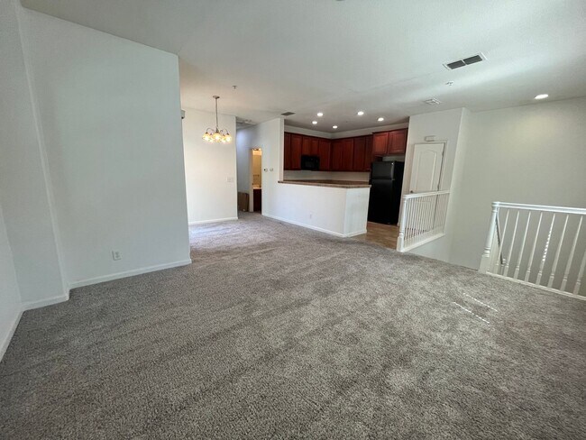 Foto del edificio - HAMPTON VILLAGE - 2 BR / 2 BA CONDO AVAILABLE NOW!