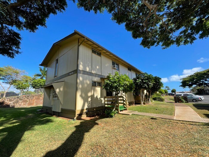 98 Kamahao Pl, Pearl City, HI 96782 Townhome Rentals in Pearl City HI