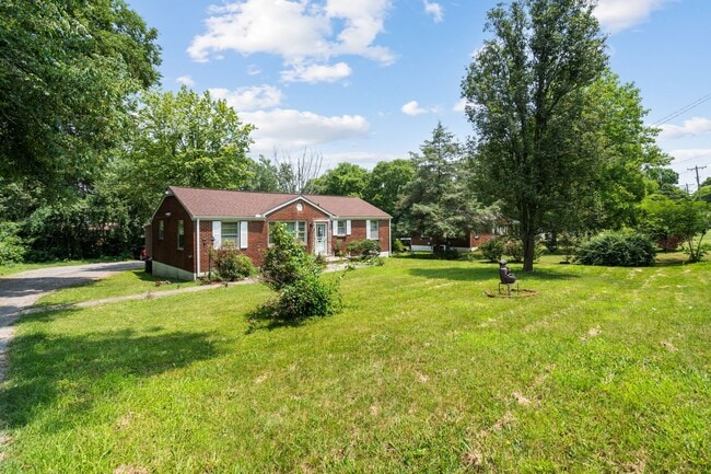 Building Photo - 115 E Due W Ave