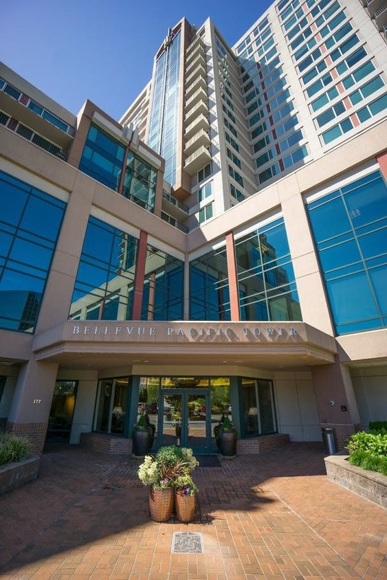 Primary Photo - 3 bedroom in Bellevue WA 98004