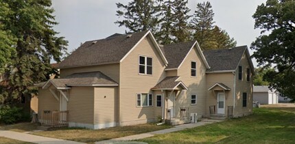 Building Photo - 118 Conley Ave S