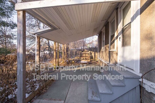 Foto del edificio - 2078-2018 18th St SW