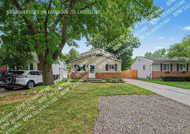 Building Photo - 8600 Russell-