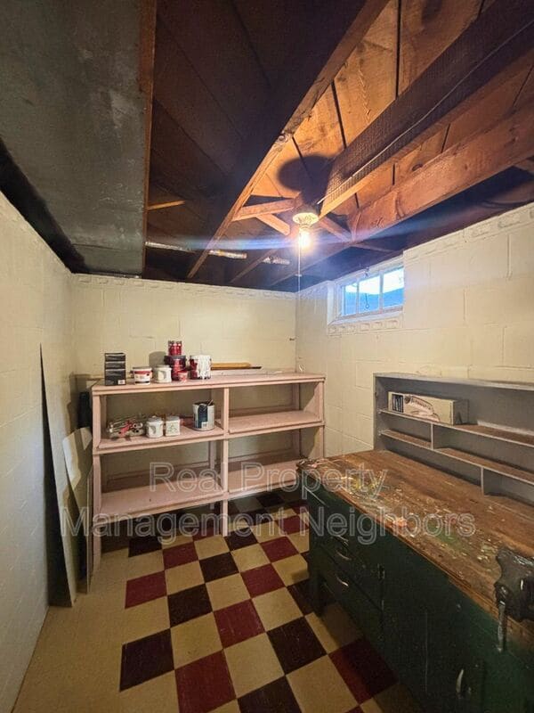 Foto del edificio - 3466 McCracken St
