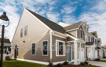 Building Photo - 15 Village Park Ln