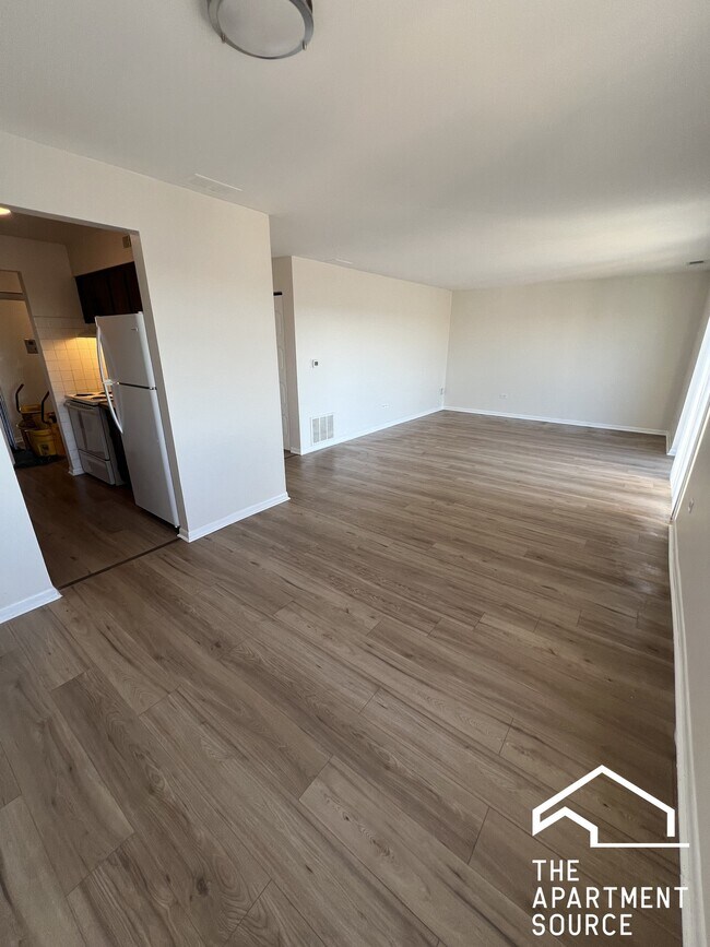 Foto del edificio - 2310 N Harlem Ave