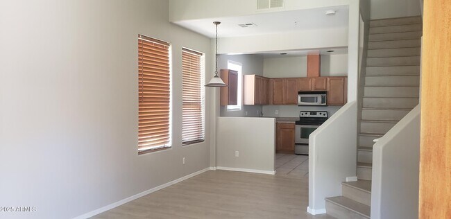 Foto del edificio - 1225 N 36th St