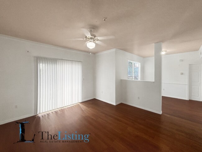 Foto del edificio - 3714 Palm Desert Ln