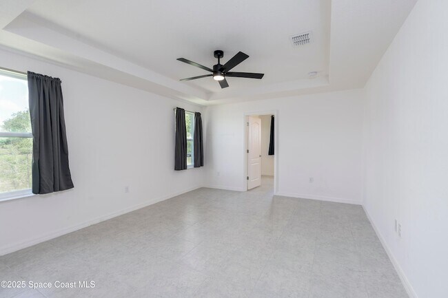 Foto del edificio - 516 Alminar Ave SE