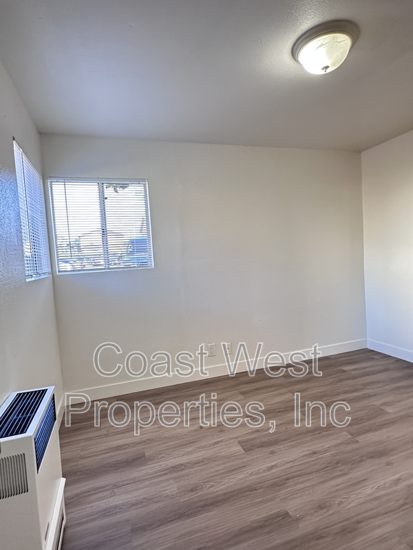 Building Photo - 3539 Roosevelt St
