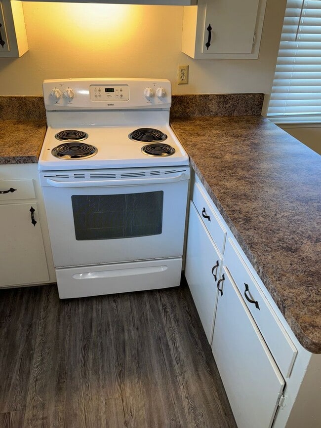 Building Photo - 8001 San Cosme Dr