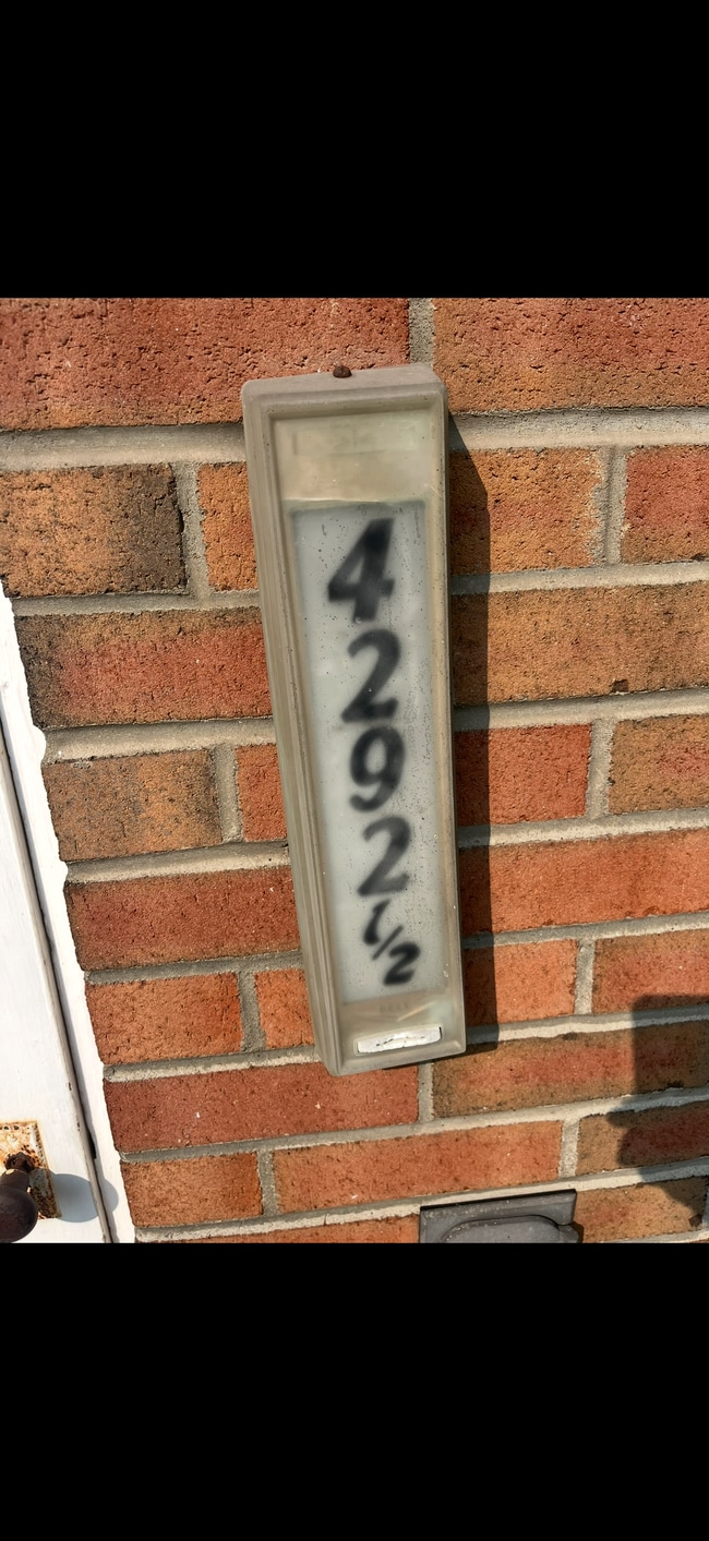 Building Photo - 4294 Candlelight Ln