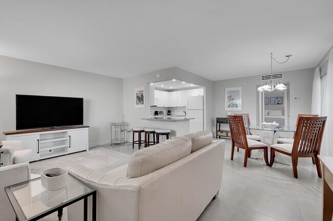 Foto del edificio - 646 Flanders N