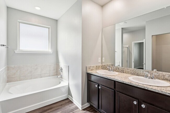 Foto del edificio - Resort-Style Living! 4 Bed/2 Bath Slidell ...