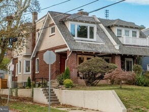 Building Photo - 501 E Mt Airy Ave