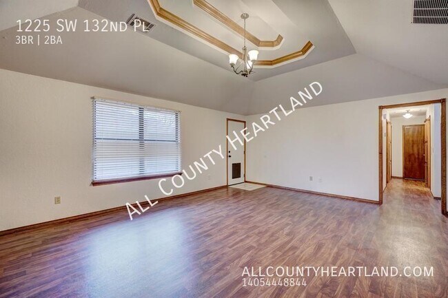 Building Photo - 1225 SW 132nd Pl