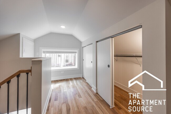 Foto del edificio - 858 N Paulina St