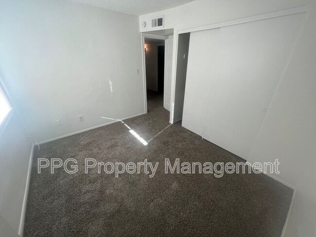 Building Photo - 6854 W Monterosa St