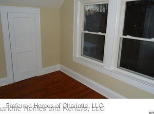 Foto del edificio - 7131 Dorn Cir
