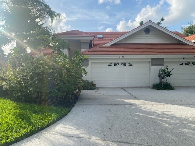 Photo - 3191 Lake Park Ln (Sarasota, FL)