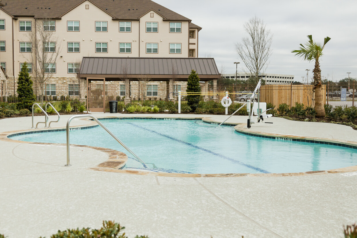 Primary Photo - Stonebrook Senior Residences